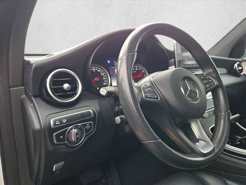 Used 2019 Mercedes-Benz GLC 300 4MATIC Coupe image 9