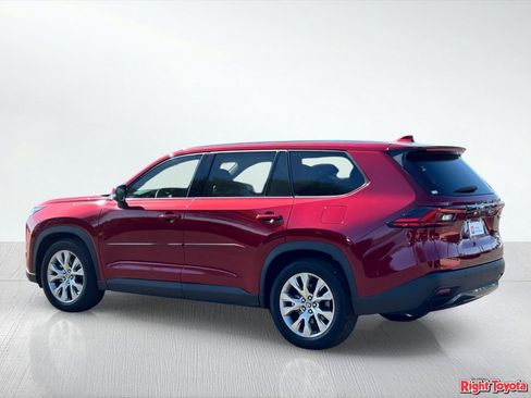 Certified 2026 Toyota Grand Highlander FWD image 4