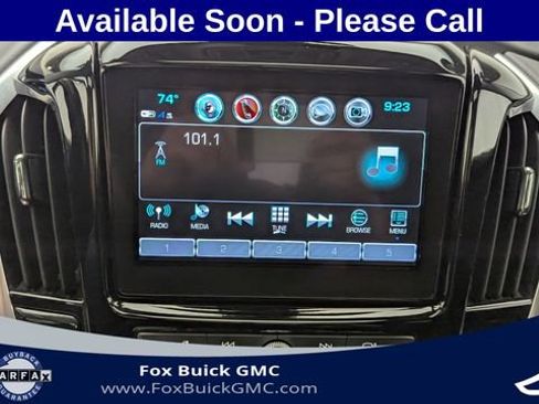 Used 2019 Chevrolet Traverse LT w/ LT Premium Package AWD/4WD image 15