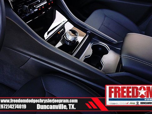 New 2025 Jeep Grand Cherokee L Laredo image 35