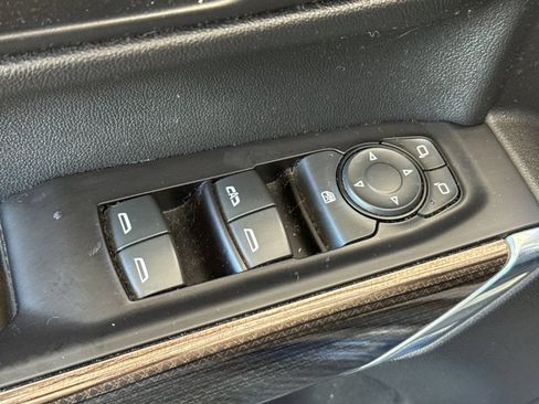 Used 2020 Chevrolet Silverado 1500 LT w/ All-Star Edition AWD/4WD image 17