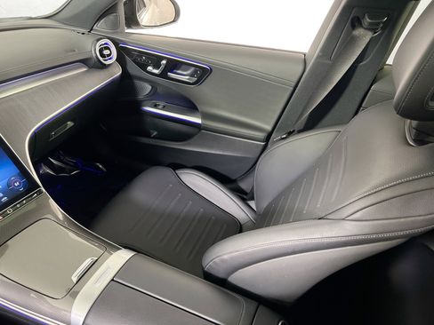 Used 2022 Mercedes-Benz C 300 4MATIC Sedan image 24