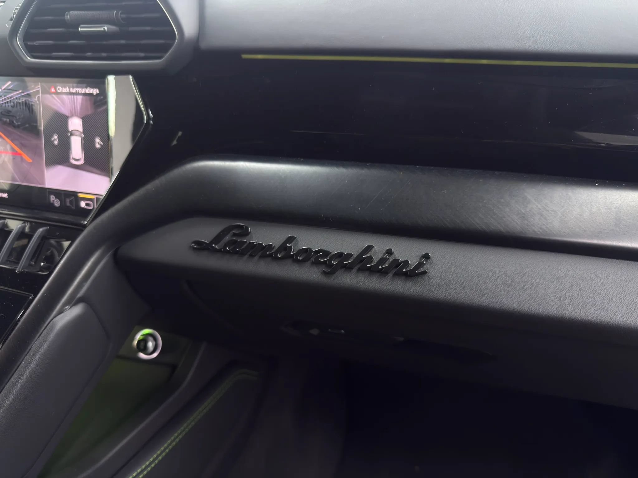 Used 2023 Lamborghini Urus S AWD/4WD image 45