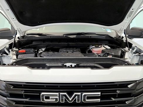Used 2025 GMC Sierra 1500 Elevation AWD/4WD image 14