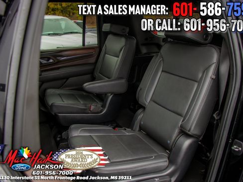Used 2021 GMC Yukon XL Denali w/ Denali Premium Package image 9
