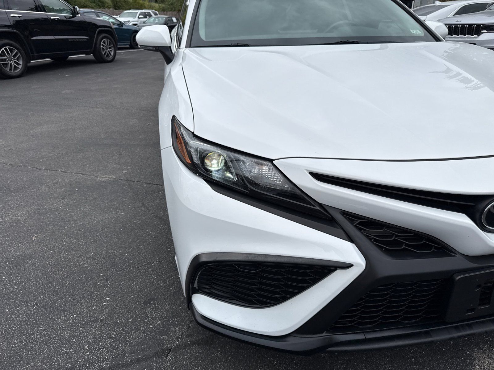 Used 2023 Toyota Camry SE FWD image 28
