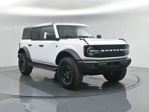 New 2026 Ford Bronco Outer Banks AWD/4WD image 21