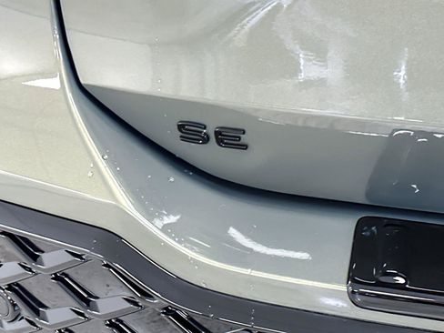 New 2026 Volkswagen Tiguan SE R-Line AWD/4WD image 25