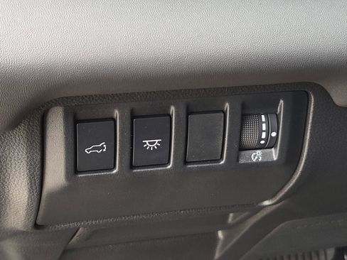 Certified 2025 Subaru Ascent Bronze Edition AWD/4WD image 26