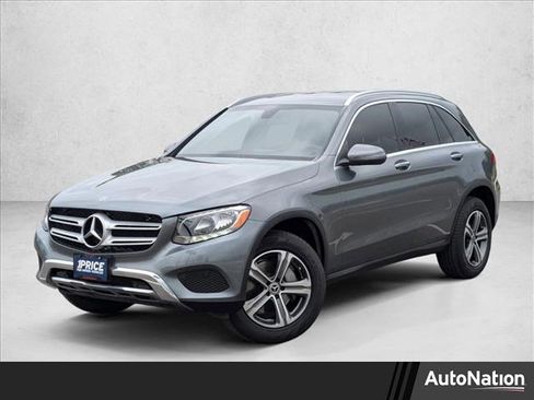 Used 2019 Mercedes-Benz GLC 300 4MATIC image 1