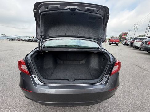 Used 2019 Honda Accord EX image 16