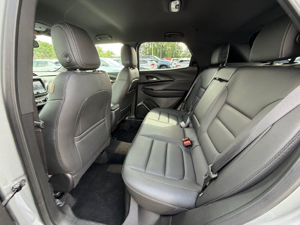Used 2023 Chevrolet TrailBlazer ACTIV w/ Convenience Package AWD/4WD image 23