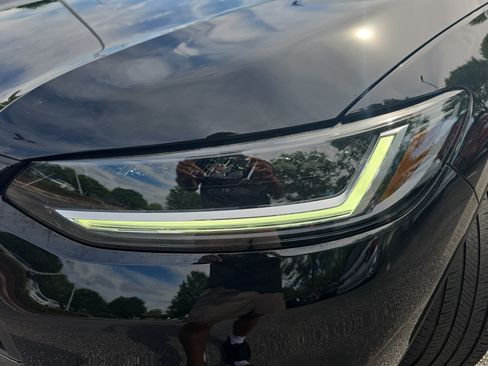 Certified 2025 Honda HR-V Sport image 28