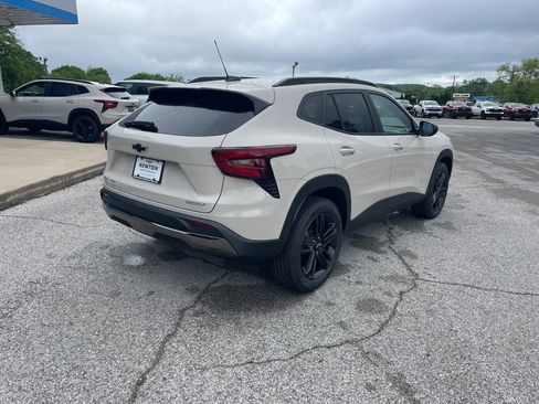 New 2026 Chevrolet Trax ACTIV FWD image 43