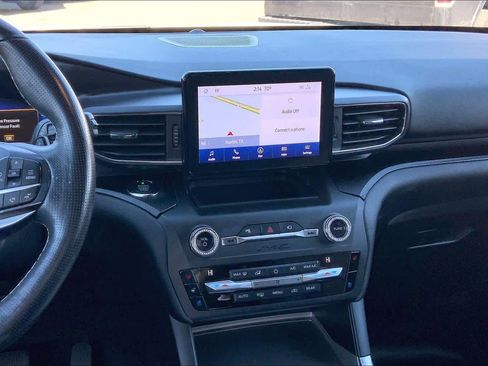 Used 2020 Ford Explorer ST image 6