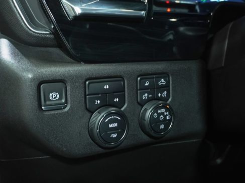 Used 2024 Chevrolet Silverado 2500 LT w/ Convenience Package AWD/4WD image 20