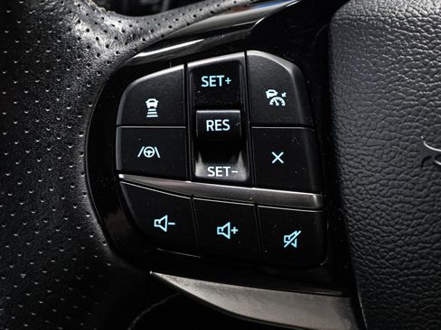 Certified 2022 Ford Explorer ST w/ ST Street Pack AWD/4WD image 39