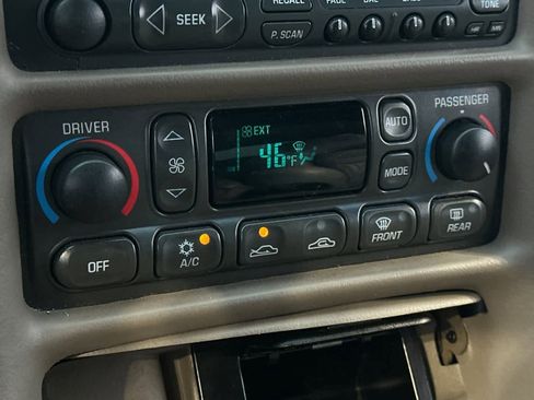 Used 2003 Chevrolet Corvette Coupe w/ Preferred Equipment Group image 18