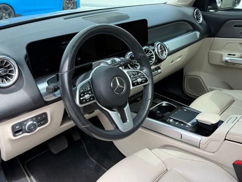 Certified 2023 Mercedes-Benz GLB 250 image 2