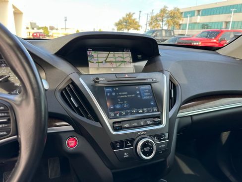 Used 2018 Acura MDX SH-AWD w/ Technology Package image 16