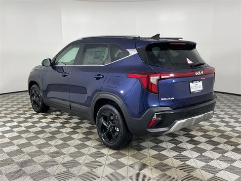 New 2026 Kia Seltos EX image 22