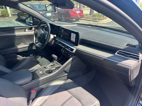 Used 2022 Kia K5 GT-Line image 12