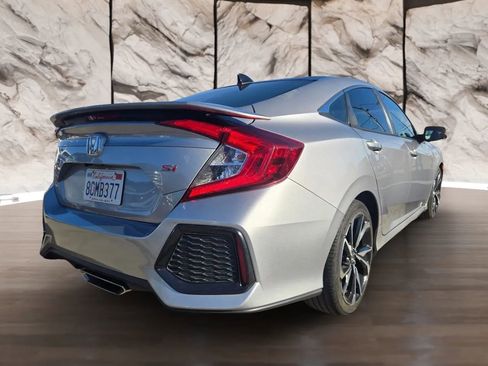 Used 2018 Honda Civic Si image 8
