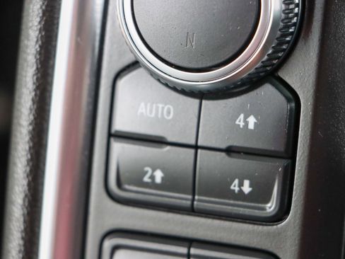 Used 2021 GMC Sierra 2500 AT4 w/ AT4 Preferred Package image 24