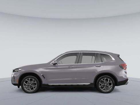Used 2023 BMW X3 xDrive30i w/ Premium Package AWD/4WD image 2