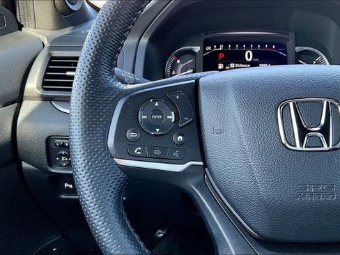 Used 2023 Honda Passport EX-L image 11
