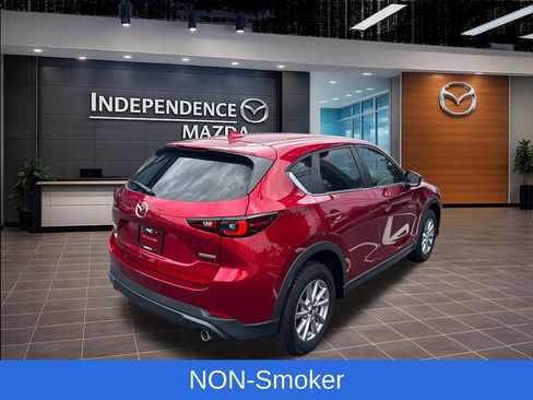 Used 2022 MAZDA CX-5 AWD 2.5 S w/ Select Package image 3
