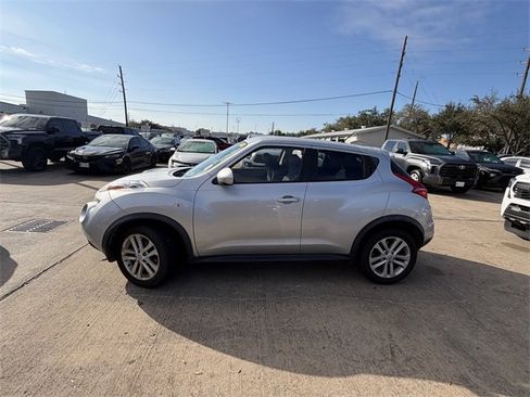 Used 2013 Nissan Juke S image 8