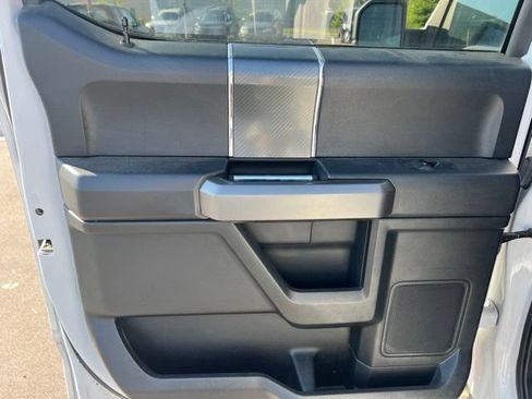 Used 2019 Ford F150 XLT w/ Equipment Group 302A Luxury AWD/4WD image 14