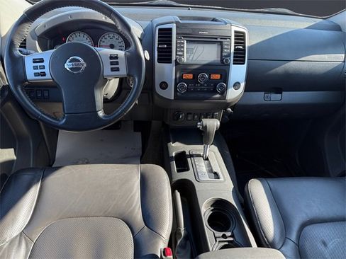 Used 2015 Nissan Frontier PRO-4X w/ Pro-4x Luxury Package image 10