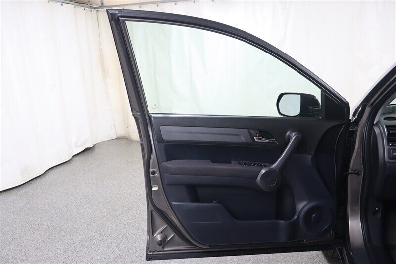 Used 2009 Honda CR-V LX image 16