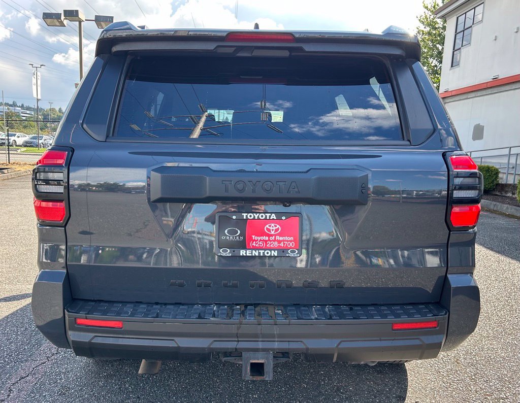 Certified 2025 Toyota 4Runner SR5 AWD/4WD image 6