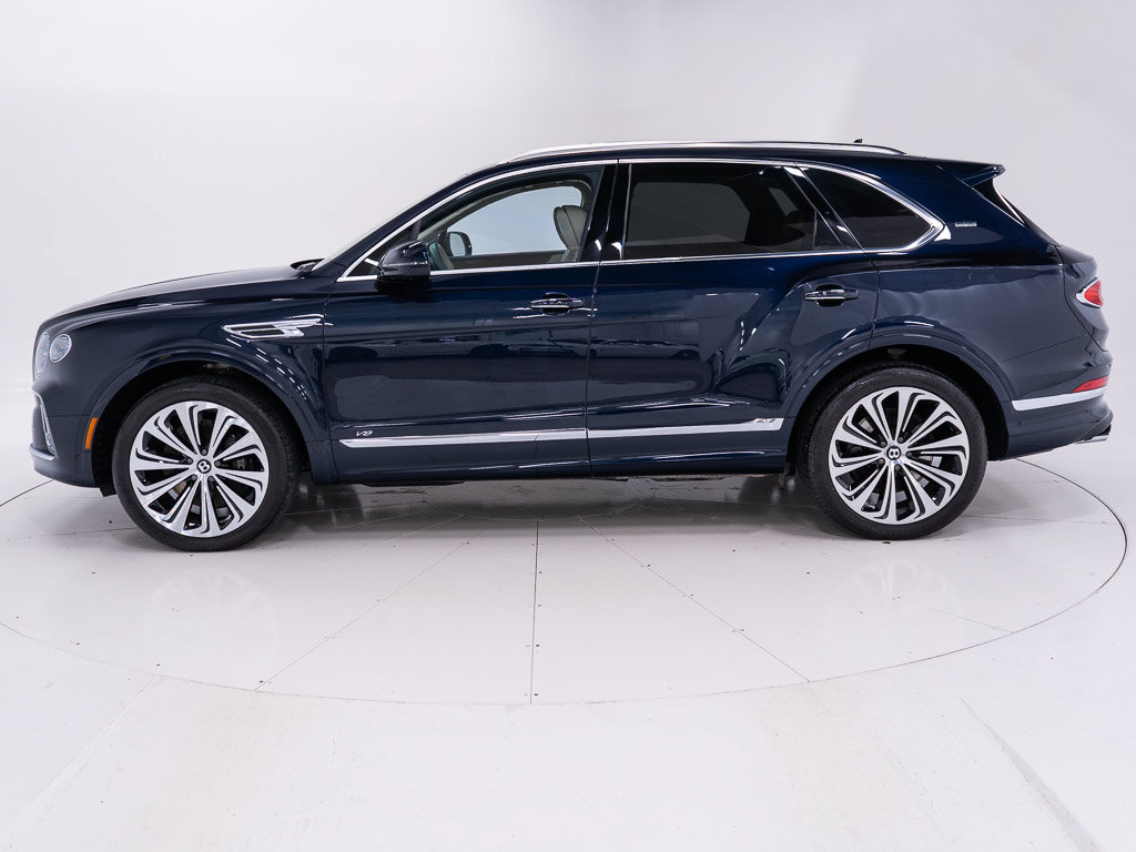 Certified 2022 Bentley Bentayga AWD/4WD image 2
