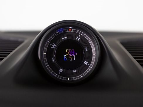 New 2026 Porsche Cayenne image 21