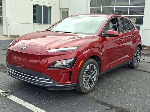 Used 2023 Hyundai Kona SEL image 6