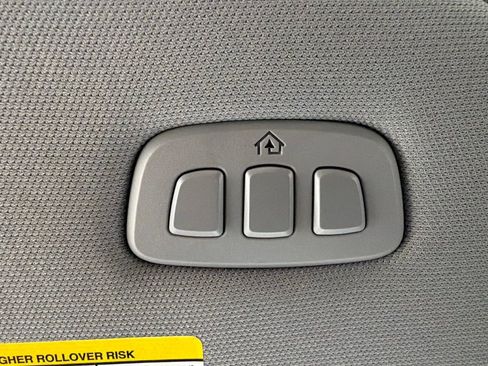 Used 2025 Ford F150 Lariat w/ Equipment Group 502A High AWD/4WD image 49