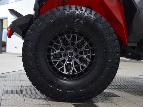 Used 2024 Jeep Wrangler Unlimited Rubicon w/ Convenience Group image 24