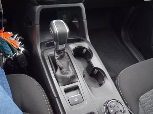 New 2025 Ford Ranger XLT w/ FX4 Off-Road Package image 13