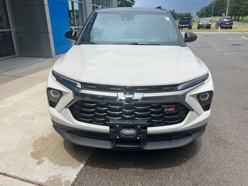New 2026 Chevrolet TrailBlazer RS w/ Convenience Package AWD/4WD image 2