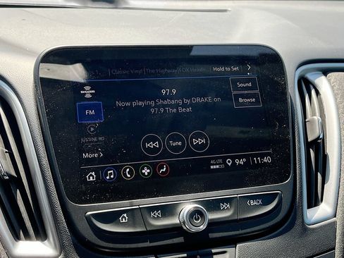 Used 2025 Chevrolet Malibu LT FWD image 14