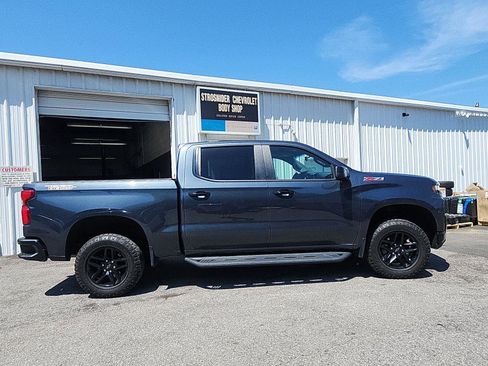 Used 2020 Chevrolet Silverado 1500 LT Trail Boss AWD/4WD image 6