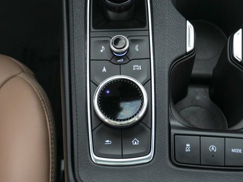 Used 2024 Cadillac XT4 Premium Luxury w/ Active Safety Package AWD/4WD image 19