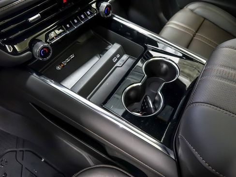 New 2026 Chevrolet Tahoe High Country image 22