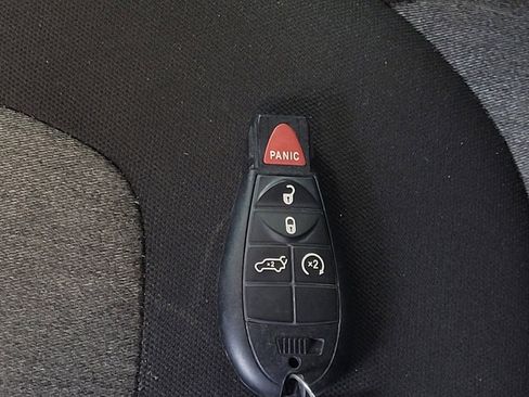 Used 2018 Jeep Cherokee Latitude image 32