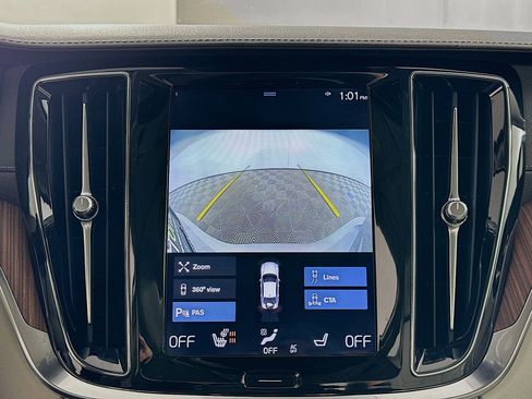 Used 2019 Volvo S60 T6 Inscription image 23