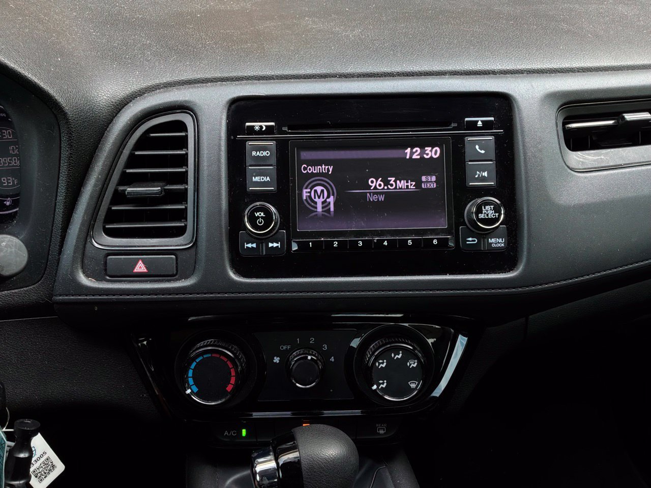 Used 2021 Honda HR-V LX image 21